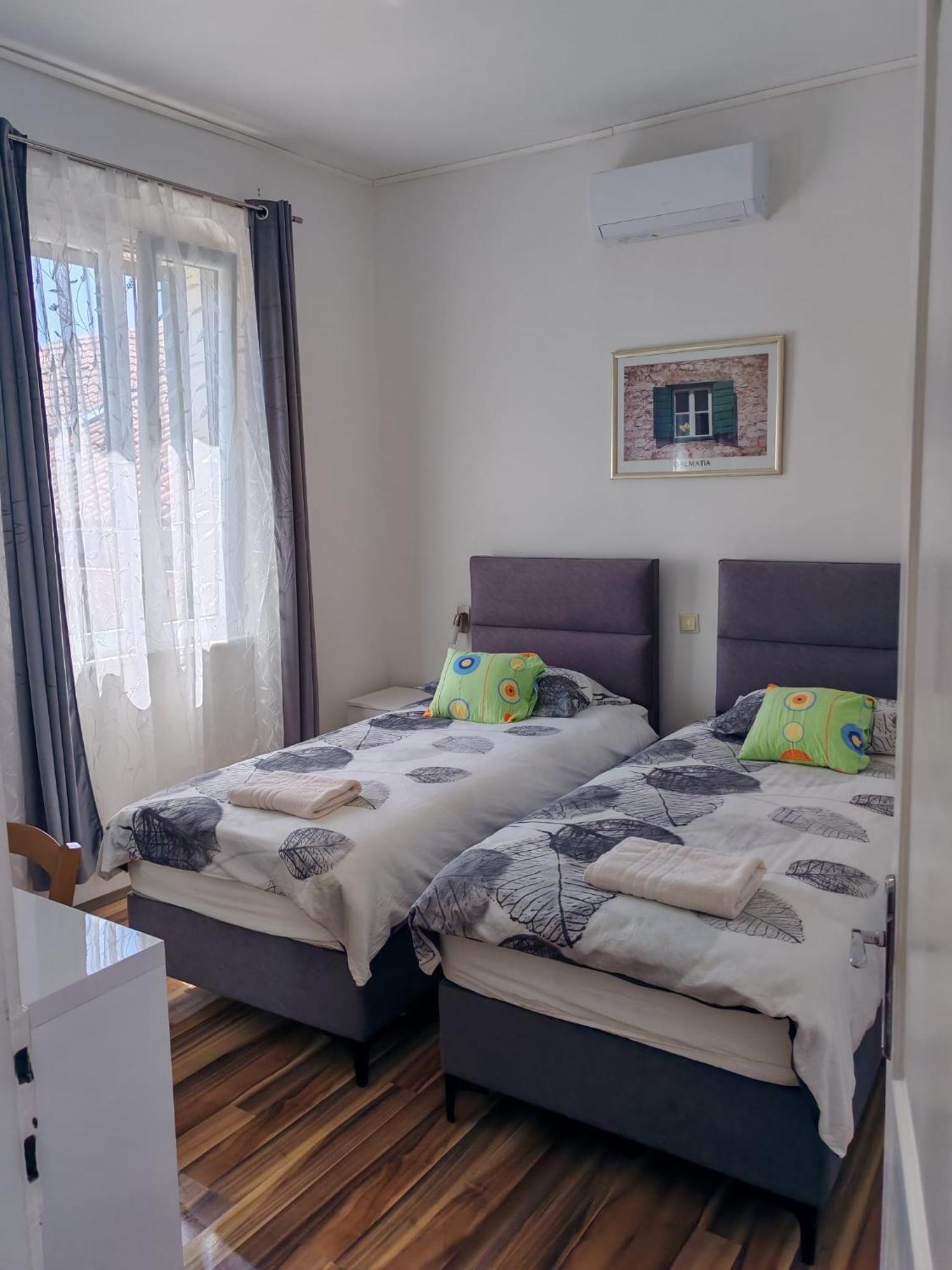 Apartment Central Old Town With Private Indoor Garage Parking Σπλιτ Εξωτερικό φωτογραφία